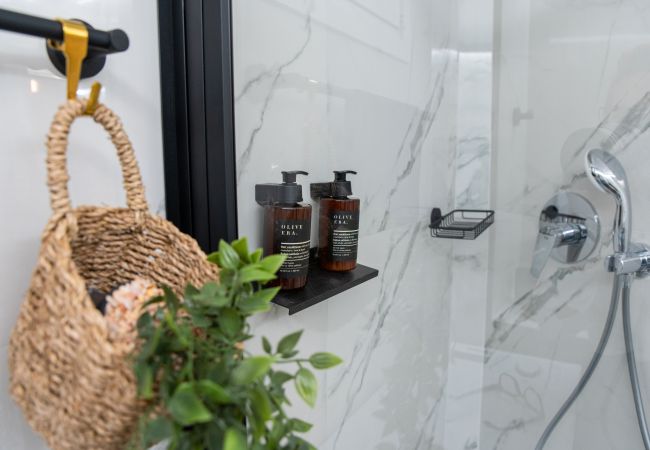 Apartment in Athens - A Rare Gem Near Acropolis in Koukaki Apartment in Athens - A Rare Gem Near Acropolis in Koukaki