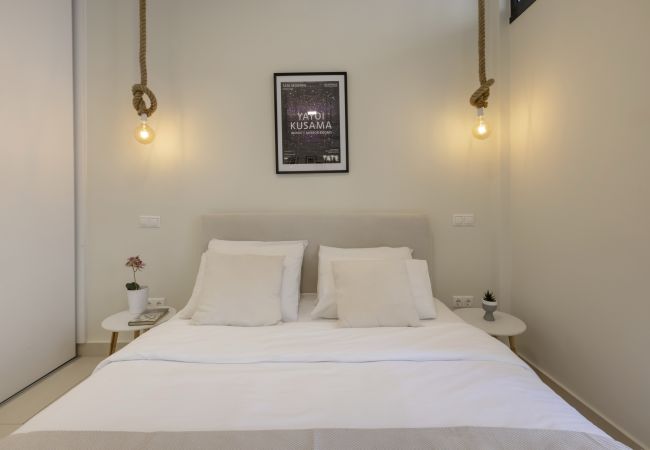 Studio in Athens - Sci-Fi Themed Studio in Koukaki Studio in Athens - Sci-Fi Themed Studio in Koukaki