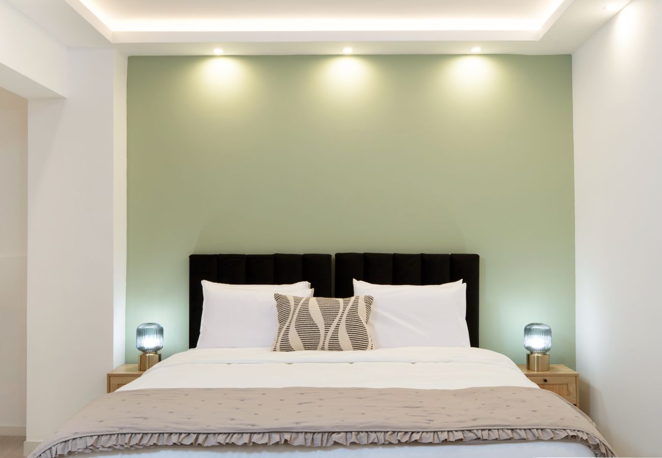 Apartment in Athens - Modern 2BDR Retreat in Koukaki