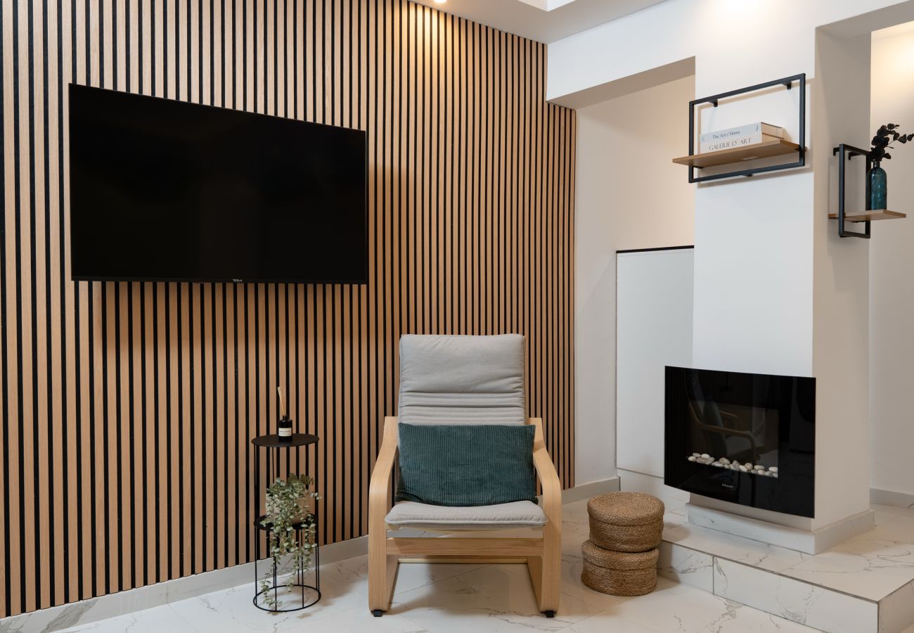 Apartment in Athens - Modern 2BDR Retreat in Koukaki