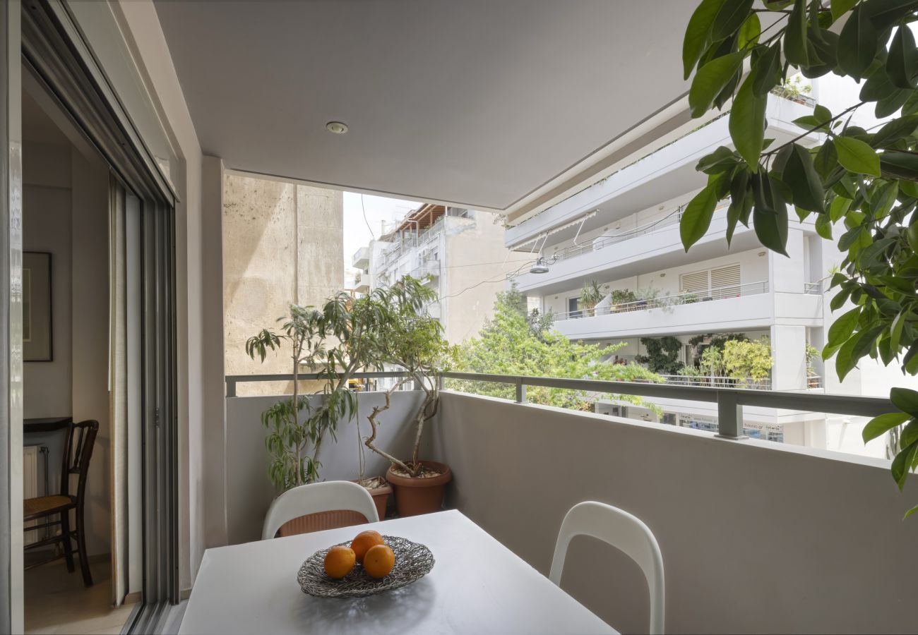 Apartment in Athens - Tsami Karatasou