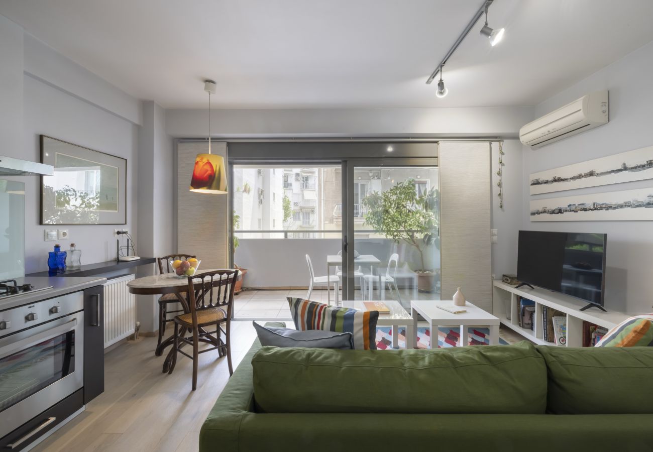 Apartment in Athens - Tsami Karatasou