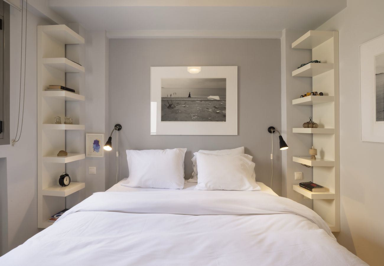 Apartment in Athens - Tsami Karatasou
