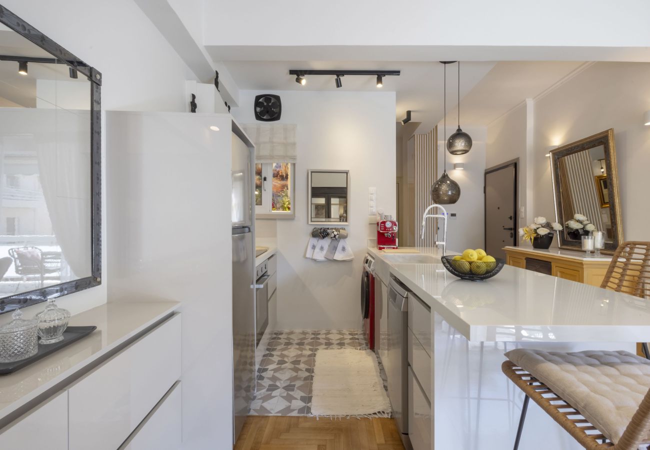 Apartment in Athens - Homey Luxury in Koukaki