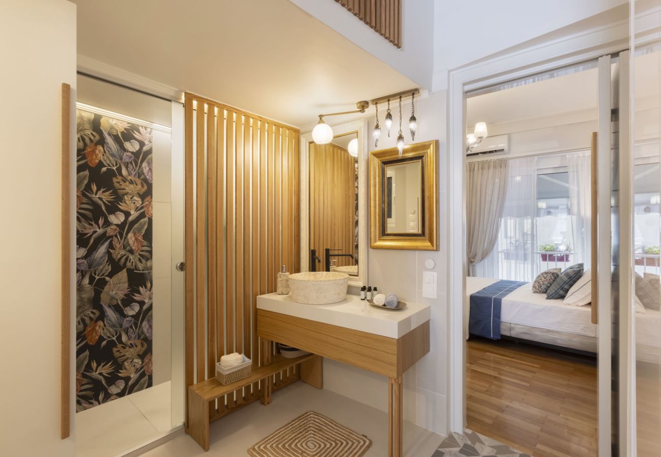 Apartment in Athens - Homey Luxury in Koukaki