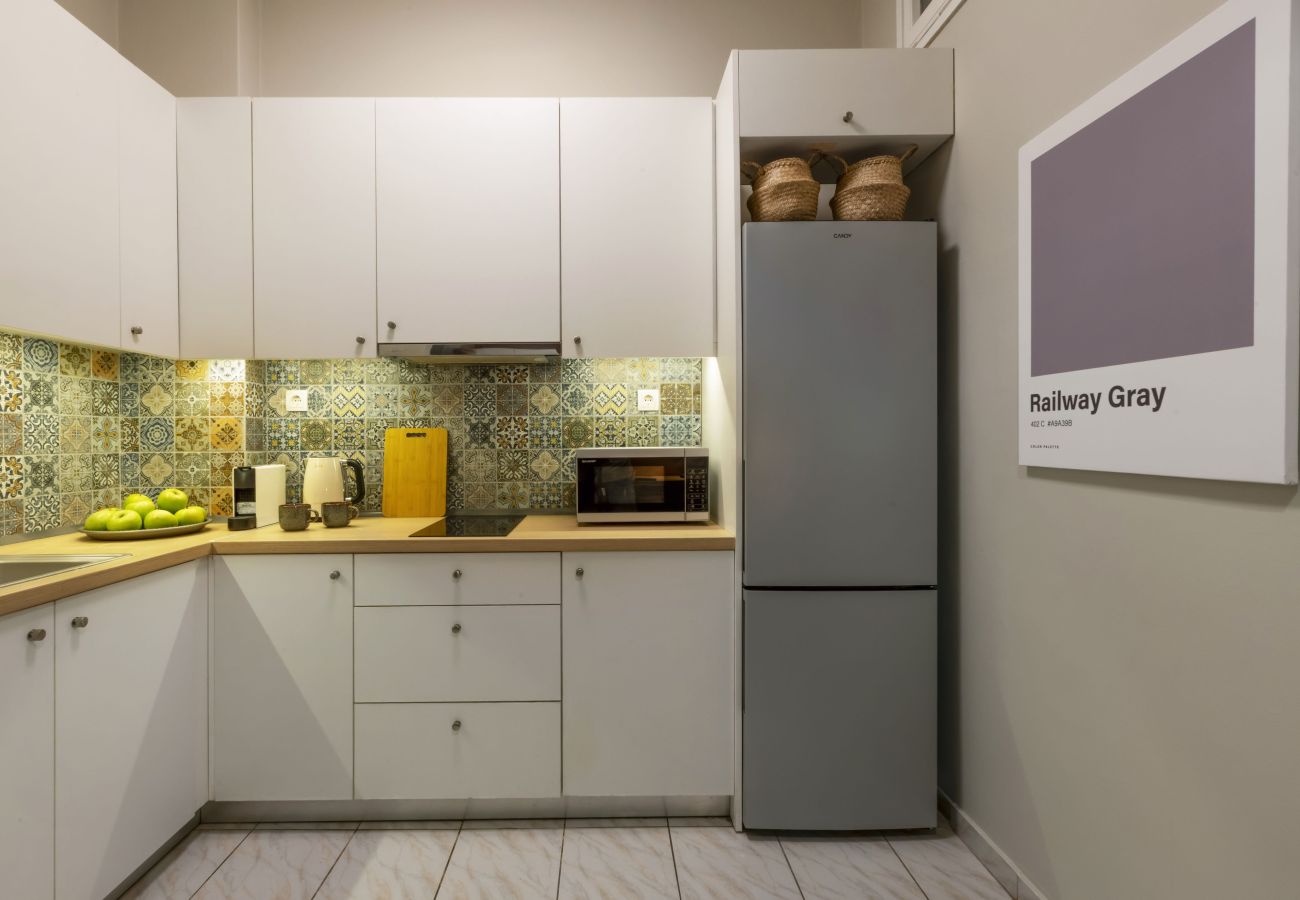 Studio in Athens - Eclectic Studio near Kallimarmaro