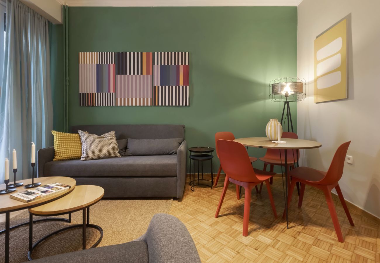 Studio in Athens - Eclectic Studio near Kallimarmaro