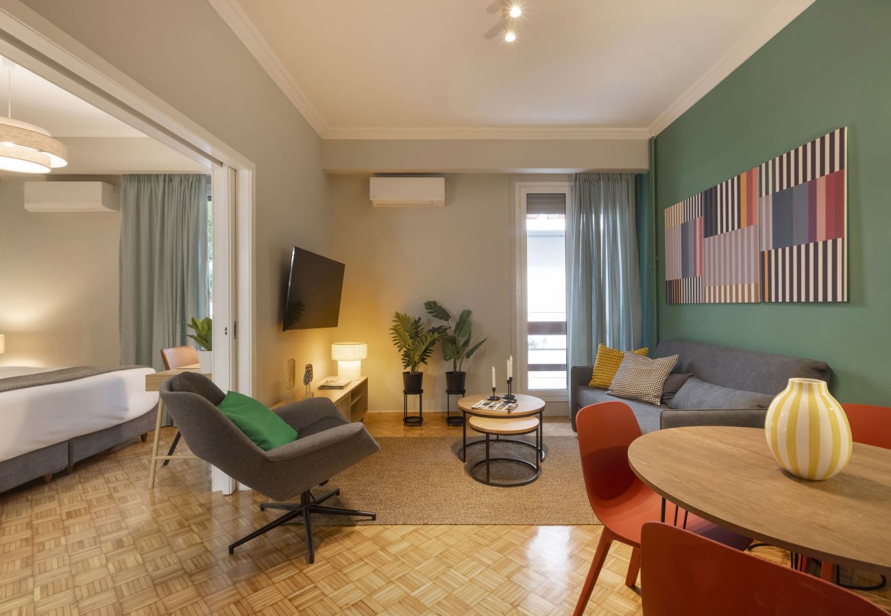 Studio in Athens - Eclectic Studio near Kallimarmaro