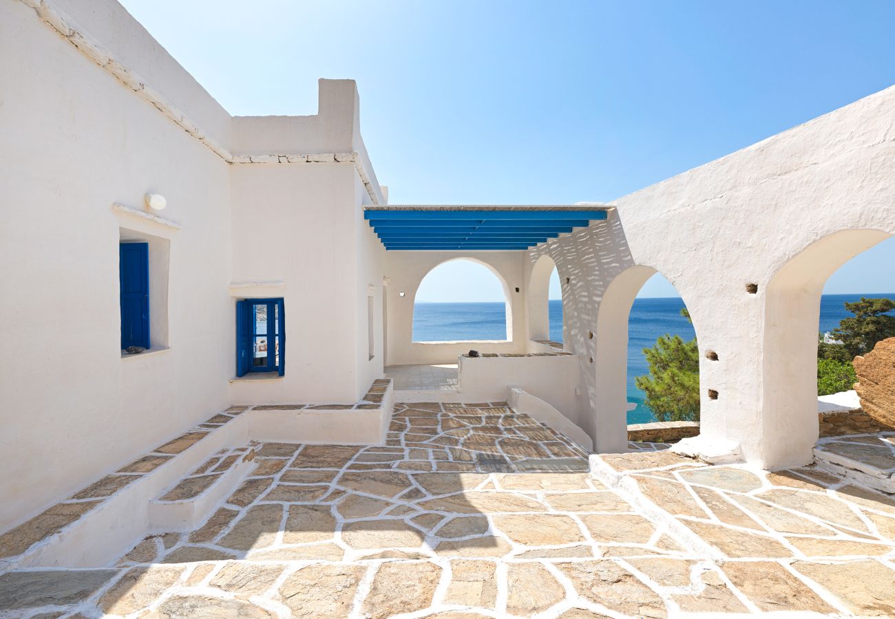 Villa in Ios - Artistic Villa Hideaway