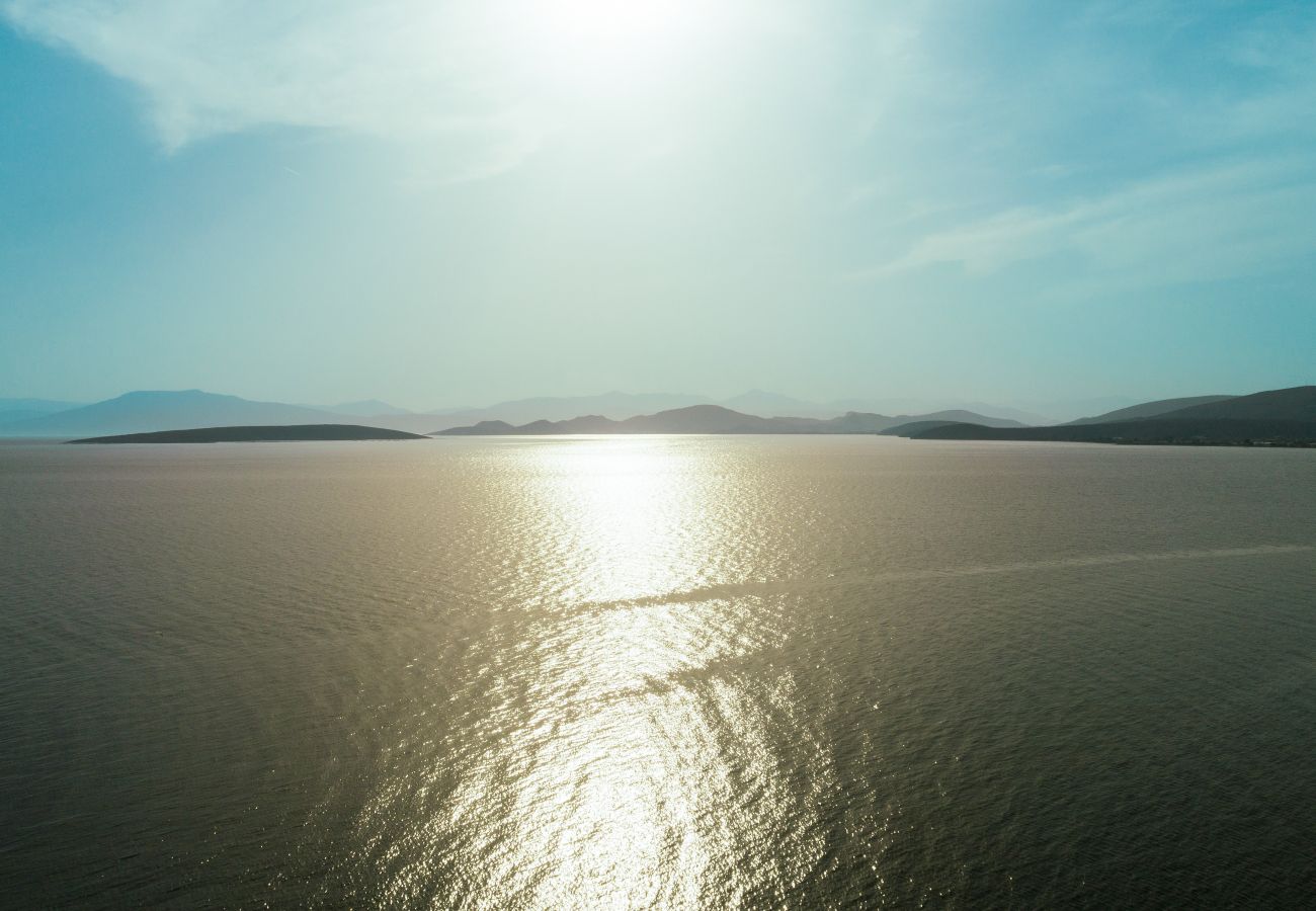 Villa in Nafplio - Private Coastal Villa in Nafplio