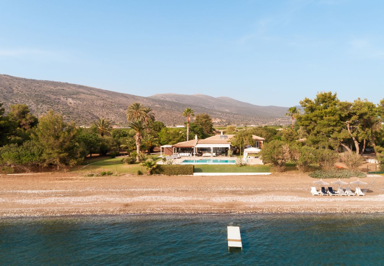 Villa in Nafplio - Private Coastal Villa in Nafplio