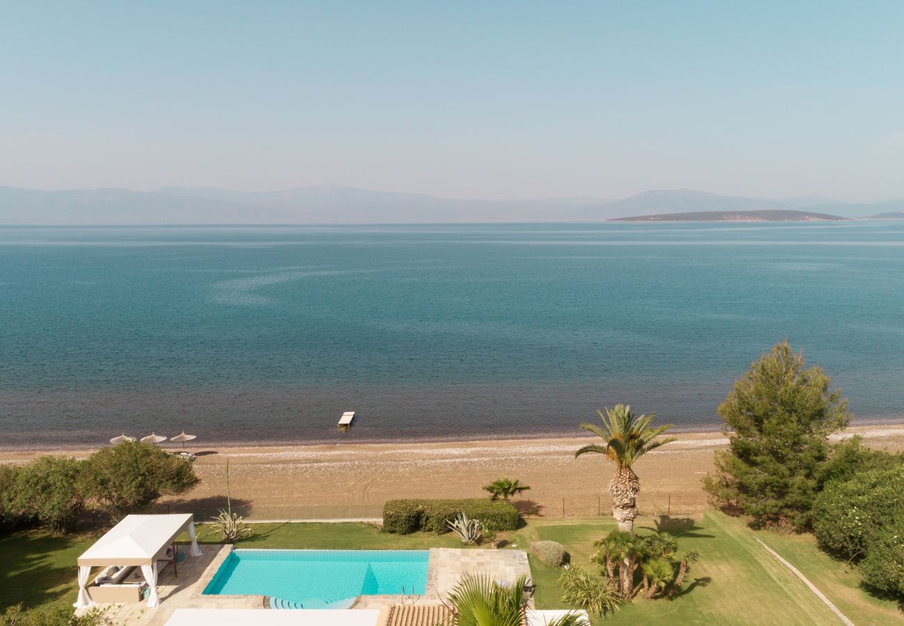 Villa in Nafplio - Private Coastal Villa in Nafplio