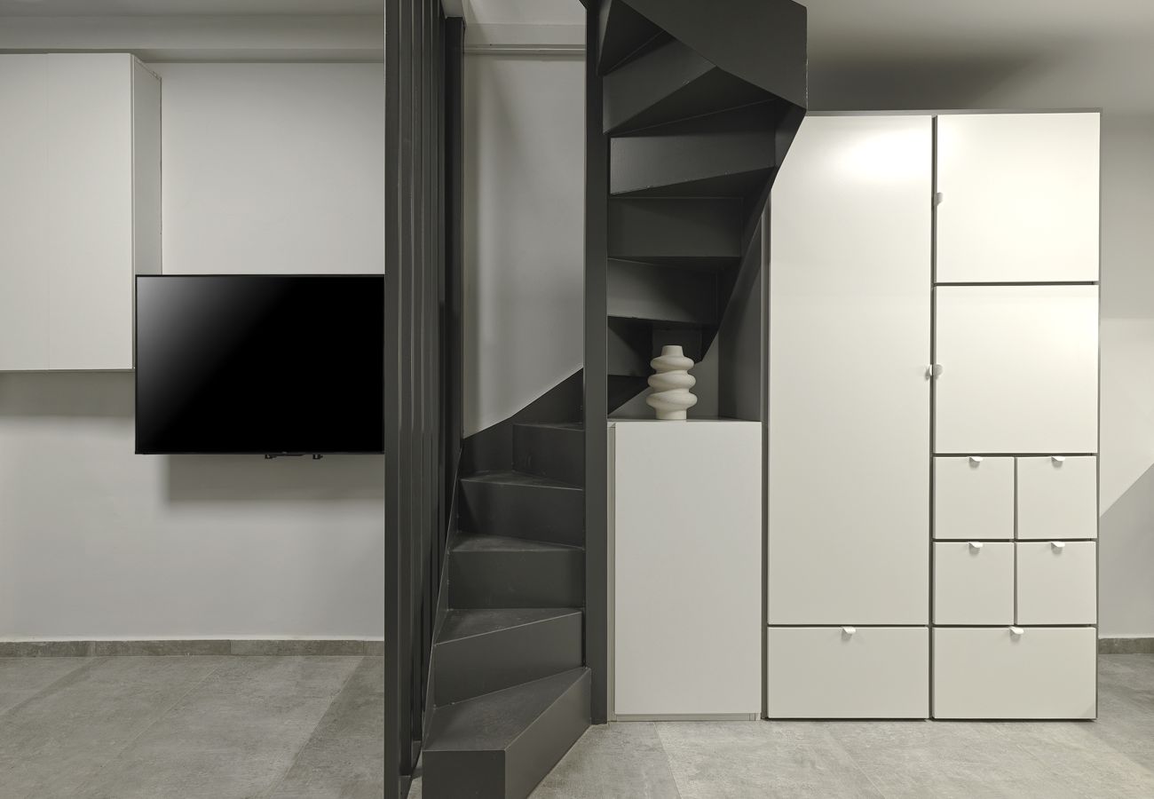Apartment in Athens - The Modernist Panormou Residence